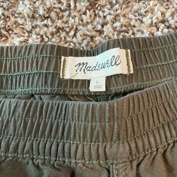 madewell side tie shorts in forest green - Picture 6 of 6